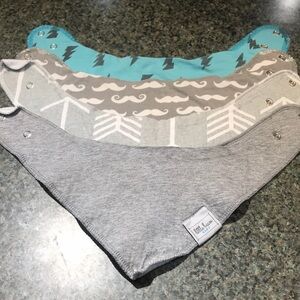 Lot of Four cotton bandana baby bibs.  Double snaps. Danha and Little Bean